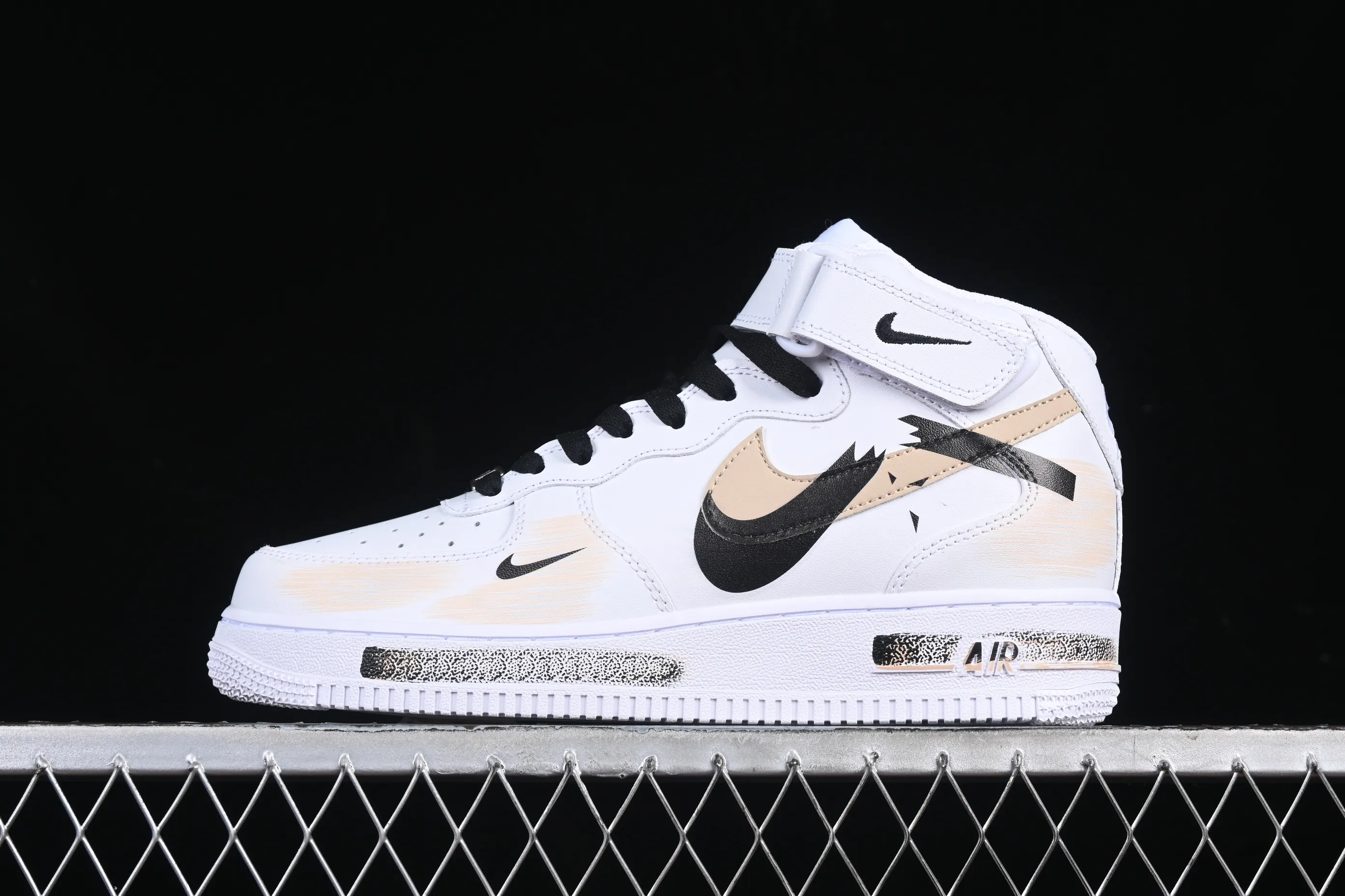 All Categories Nk Air Force 1 Air Force Series Nk Air Force 1 Mid Air Force Mid Nk Air Force 1'07 Mid Broken Hook Inkjet Painting Second Dimension Theme Air Force One Mid Casual Sneakers ZH0316-058